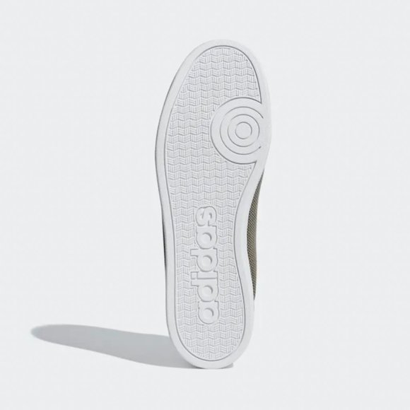 NWT adidas Men's VS Advantage Clean Shoes M9D - Picture 3 of 5